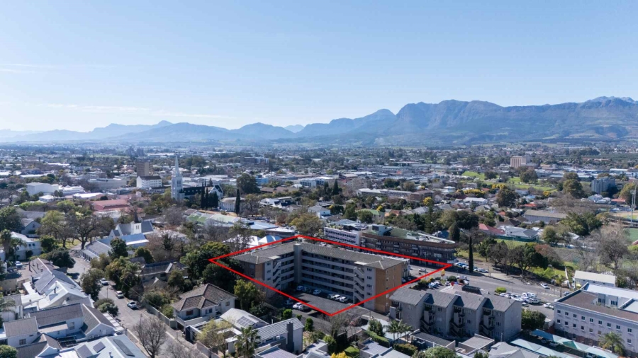 2 Bedroom Property for Sale in Buitenverwagting Western Cape